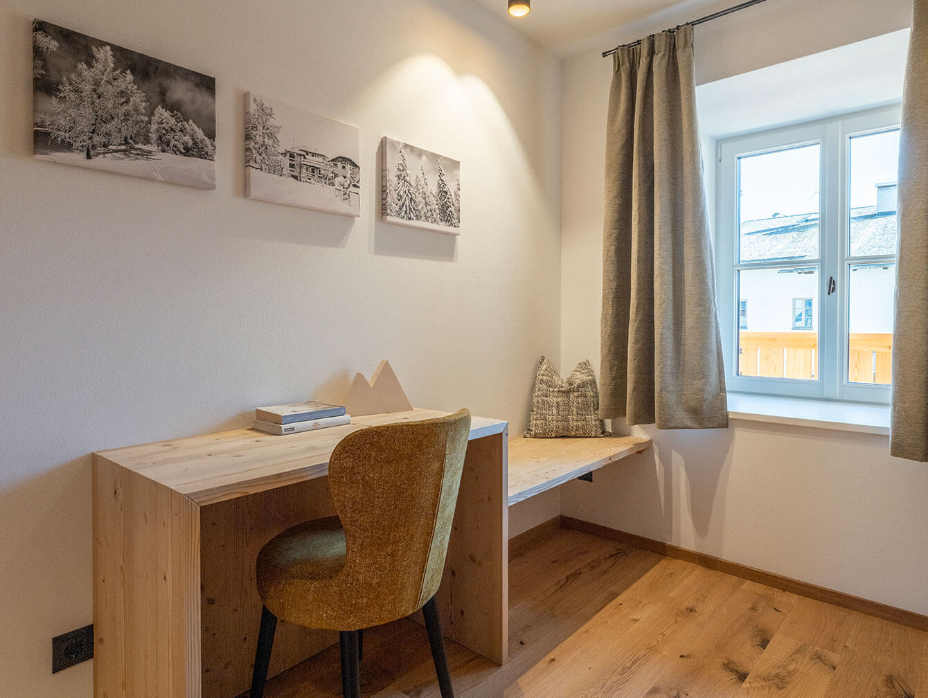 Schreibtisch - Suite - Residence Kugler