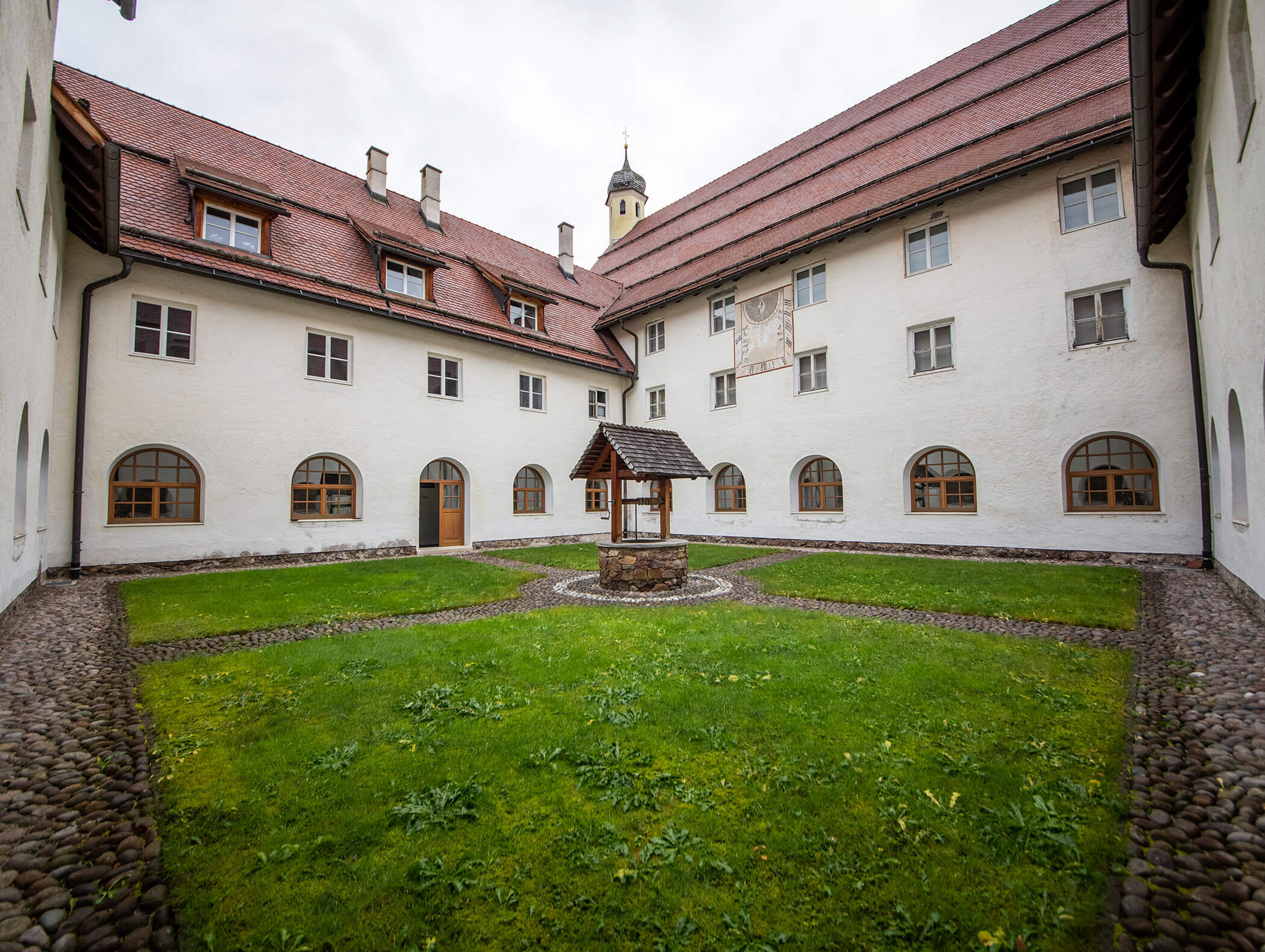 Franziskanerkloster Innenhof